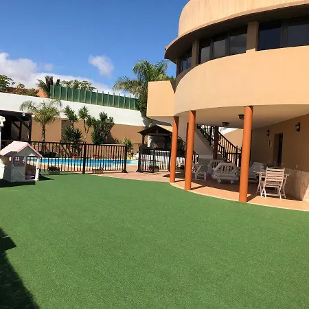 De Lujo Que Mira Al Mar 别墅