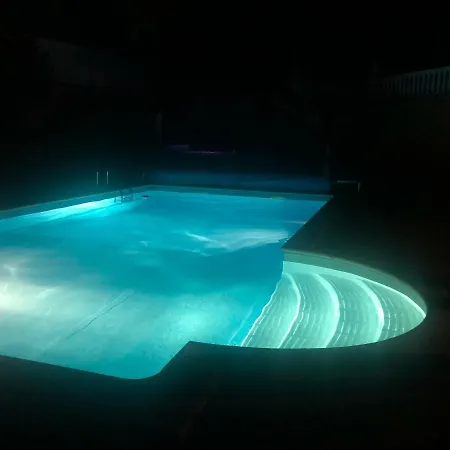 De Lujo Que Mira Al Mar