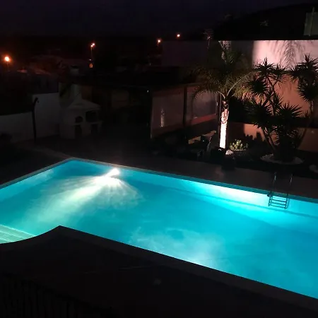 De Lujo Que Mira Al Mar Villa La Oliva