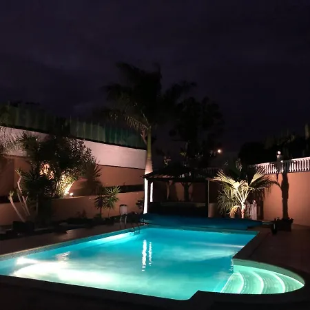 Villa De Lujo Que Mira Al Mar