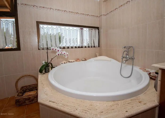 De Lujo Que Mira Al Mar * 라 올리바